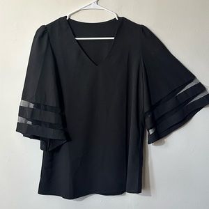 NWOT 3/4 Bell sleeve chiffon blouse